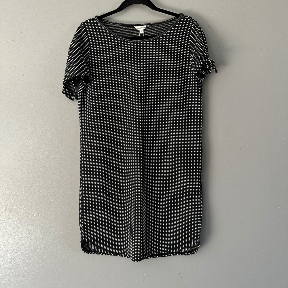 Max Studio Textured Tie Short Sleeve Detail‎ Sheath Dress | Black + White
